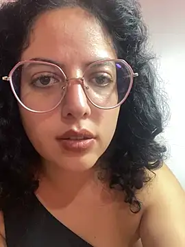 babyluna939 online show from February 28, 9:33 pm