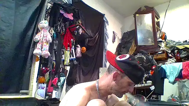 slinginbigD online show from October 11, 7:01 pm