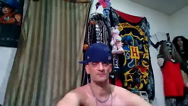 Snapshot of slinginbigD chatting on March 4, 9:04 am slinginbigD online show from March 4, 9:04 am