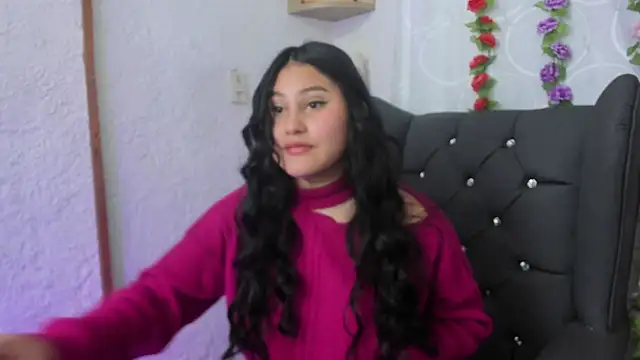Little Ivy online show from December 9, 4:26 pm