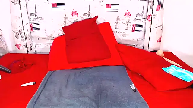 Honeybumsx32 online show from November 14, 8:46 am