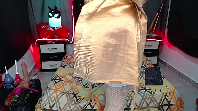 lady big ass nasty online show from March 8, 3:35 pm