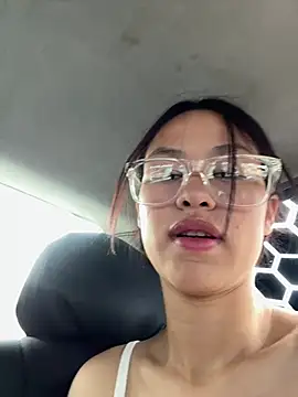 celesteguz online show from April 8, 1:11 pm