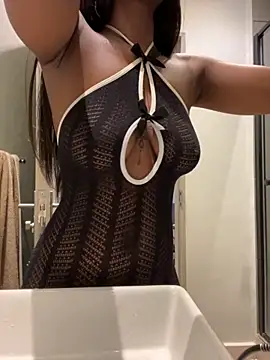 mmbaliii online show from November 25, 10:48 am