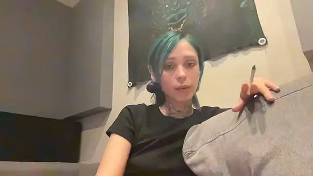 loletabb online show from December 20, 5:14 am