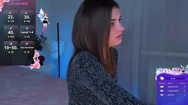Laura Leee online show from December 25, 9:45 am