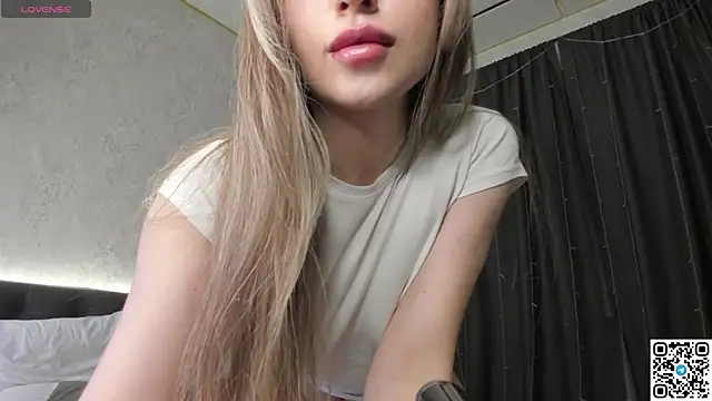 jenn soucek online show from December 16, 1:10 am