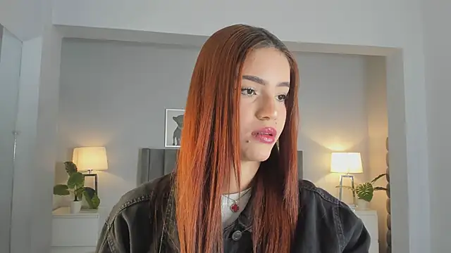 Madie  collins online show from November 4, 11:31 am