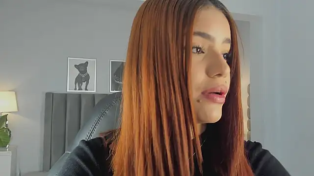 Madie  collins online show from November 21, 11:31 am