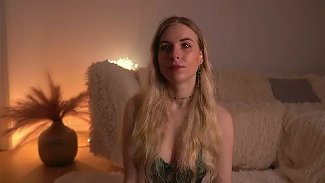 lorrie love story online show from March 17, 9:34 am