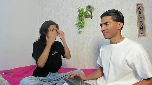 jony honey online show from March 23, 11:58 am