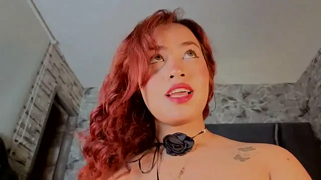 Estrella05  online show from October 12, 4:44 am