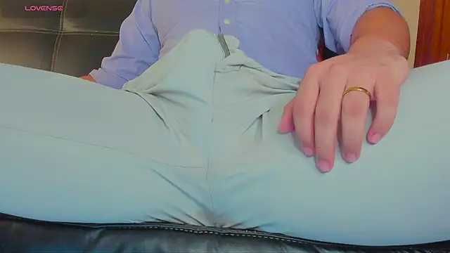 MrLonely02 online show from December 17, 1:50 am