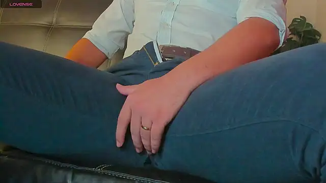 MrLonely02 online show from January 9, 12:46 am