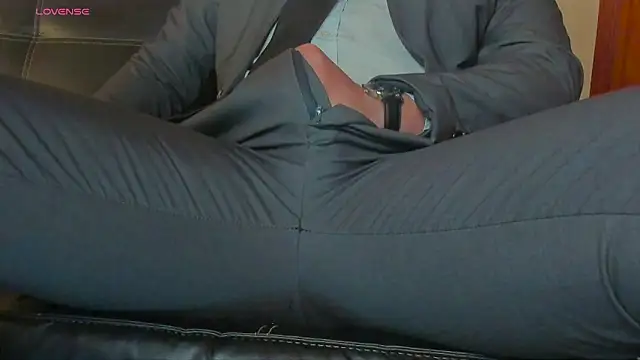 MrLonely02 online show from January 9, 11:13 pm