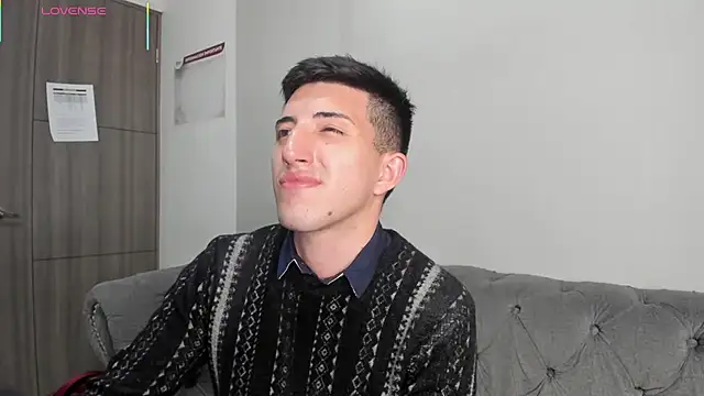 Un Slutty online show from September 23, 7:17 pm