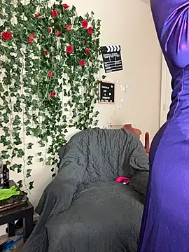 Snapshot of butterflybootyy chatting on October 31, 6:20 pm butterflybootyy online show from October 31, 6:20 pm