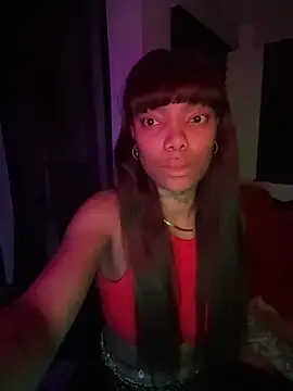 Snapshot of butterflybootyy chatting on November 8, 9:09 am butterflybootyy online show from November 8, 9:09 am