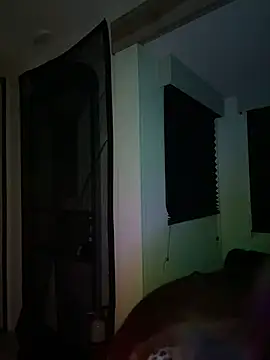 Snapshot of butterflybootyy chatting on November 11, 10:04 am butterflybootyy online show from November 11, 10:04 am