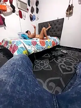 menchosex online show from October 10, 5:28 am