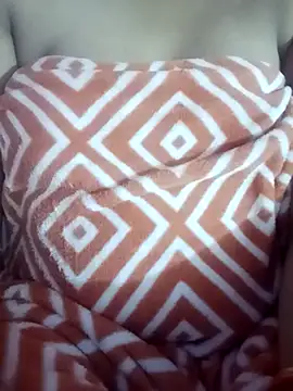 Snapshot of Sonukumari75 chatting on September 17, 5:47 pm Sonukumari75 online show from September 17, 5:47 pm