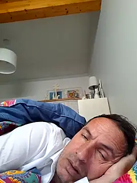 Snapshot of bagoulo chatting on April 20, 12:41 pm bagoulo online show from April 20, 12:41 pm