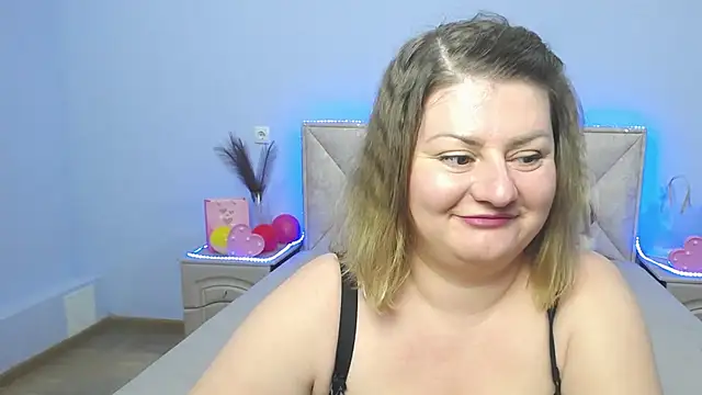 ZannaDreil online show from February 1, 4:35 am