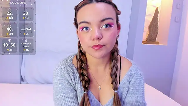 EmilyRouss  online show from January 21, 7:17 pm