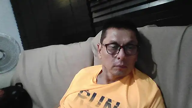 MarcusKelvin online show from October 11, 1:49 am