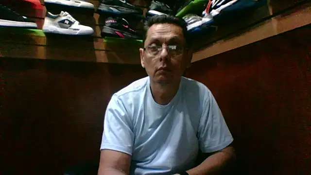 MarcusKelvin online show from October 22, 3:34 pm