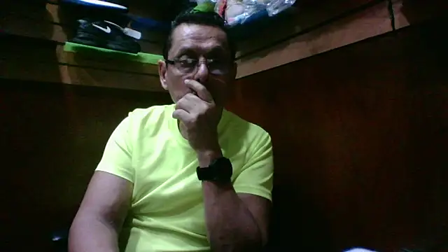 MarcusKelvin online show from October 31, 1:34 pm