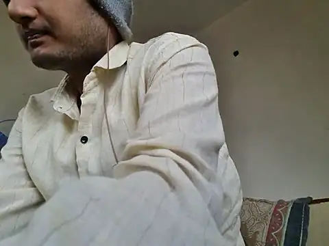 Jonrobinso online show from December 21, 4:41 am