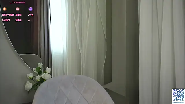 Snapshot of EvelyynLopez chatting on February 14, 7:07 am EvelyynLopez online show from February 14, 7:07 am
