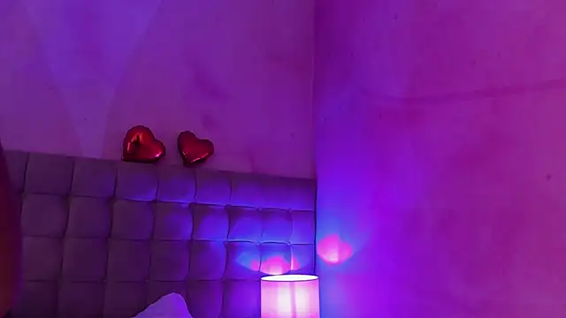 MelaniieRoux online show from February 28, 1:47 am