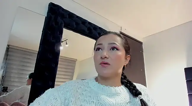  Cristal evans online show from February 18, 4:04 am