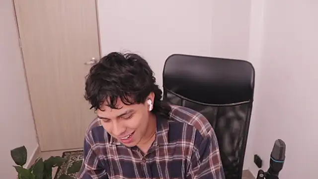 Tony Hoffa online show from March 7, 7:00 pm