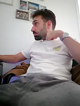 Snapshot of espanolmadrid chatting on November 9, 4:38 pm espanolmadrid online show from November 9, 4:38 pm