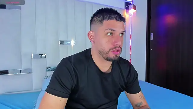 Jacoob19  online show from November 13, 12:48 pm