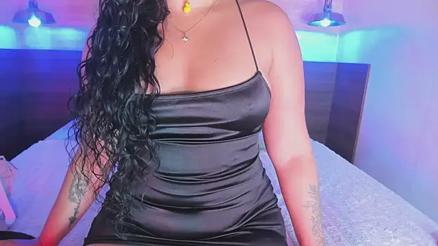 LottiCarter online show from November 27, 2:30 pm