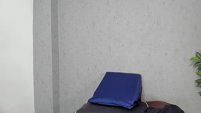 Tiffany mendez online show from February 7, 12:09 pm