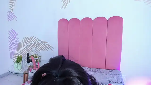 JulessCornett online show from December 30, 8:36 pm