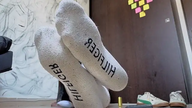 Snapshot of Saturno_v chatting on February 11, 10:20 am Saturno v online show from February 11, 10:20 am