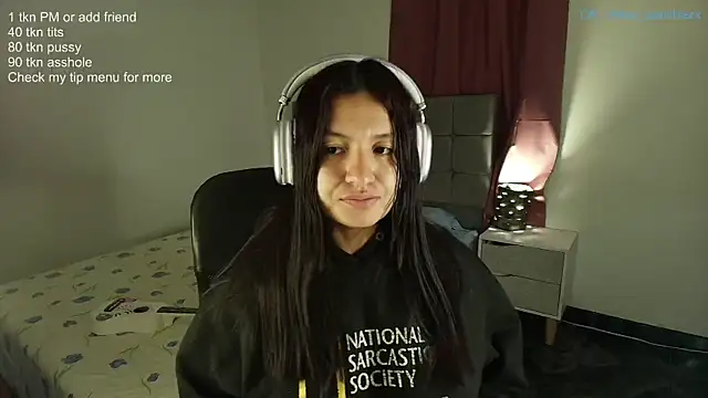 Snapshot of ChloeSanchezx chatting on July 11, 2:14 am ChloeSanchezx online show from July 11, 2:14 am