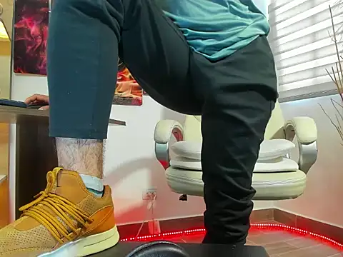 alessandro wye online show from February 23, 5:50 pm