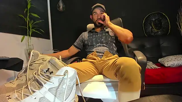 alessandro wye online show from October 17, 6:49 am