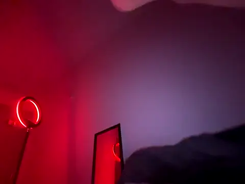 PointingPetrol online show from November 15, 7:49 am