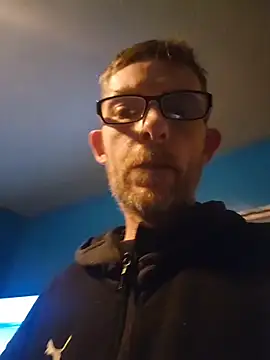 Snapshot of MysteriousFire23 chatting on November 26, 7:26 pm MysteriousFire23 online show from November 26, 7:26 pm