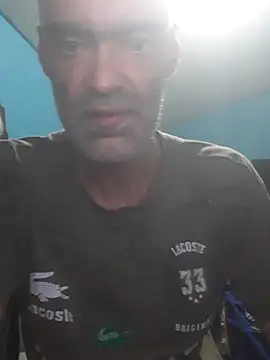 hugosafado333 online show from October 8, 4:54 am