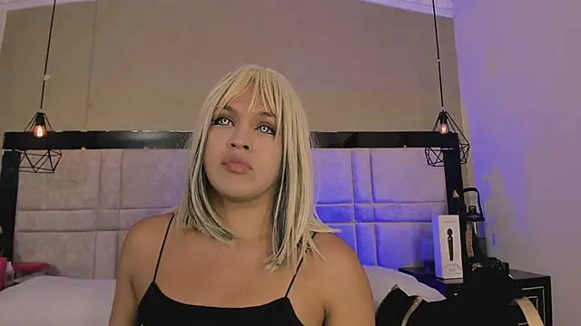 kimCosseyy online show from March 4, 2:17 am