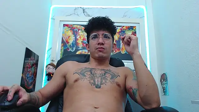 targuerian22 online show from October 24, 9:17 am